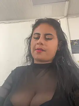 AbbyTaylorr online show from 05/26/26, 07:34