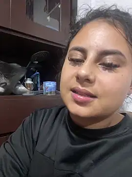 Snapshot of AbbyTaylorr chatting on 06/14/26, 02:24 AbbyTaylorr online show from 06/14/26, 02:24