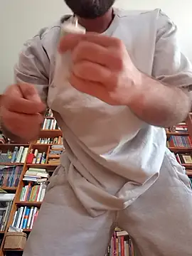 fuckerplayer1 online show from 04/19/26, 01:34