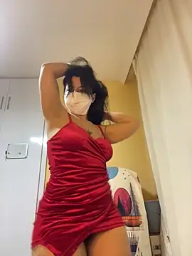 White-Petite online show from 03/10/26, 08:13