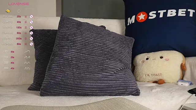 Snapshot of Mariamercada chatting on 12/11/24, 11:21 Mariamercada online show from 12/11/24, 11:21