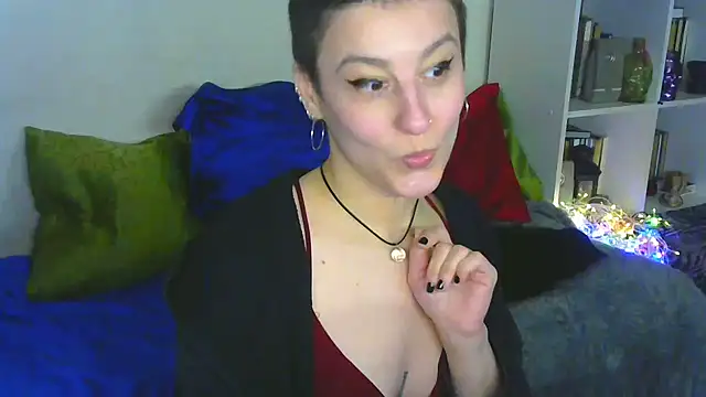 Snapshot of MartaBounty chatting on 11/28/25, 07:14 MartaBounty online show from 11/28/25, 07:14