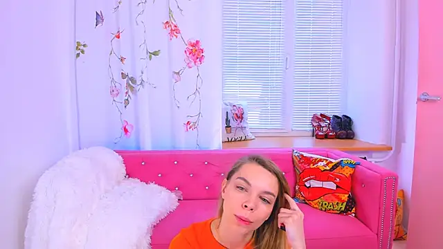 Snapshot of The_Deep_Passion chatting on 03/03/25, 08:30 The Deep Passion online show from 03/03/25, 08:30