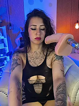 Snapshot of Tattooed_spittingdoll chatting on 03/08/26, 09:07 Tattooed spittingdoll online show from 03/08/26, 09:07