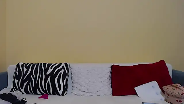 christine33 online show from 03/01/26, 04:40