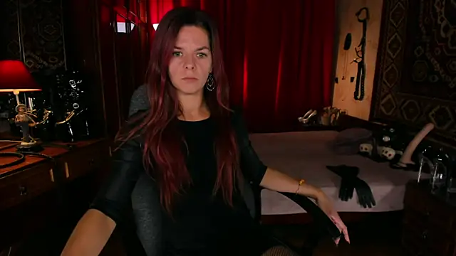 MargoTigress online show from 10/24/25, 09:30