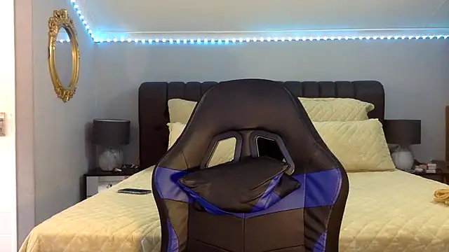 BOOTYBANGER24xx online show from 11/17/25, 07:34