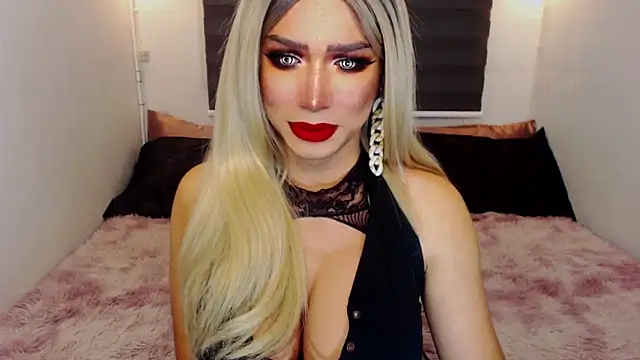 Snapshot of HugeCockDominantXxX chatting on 06/05/26, 12:37 HugeCockDominantXxX online show from 06/05/26, 12:37