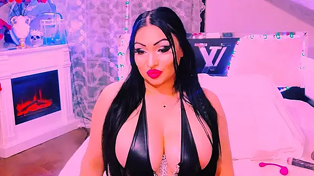 AmyraSunris online show from 10/28/25, 10:20