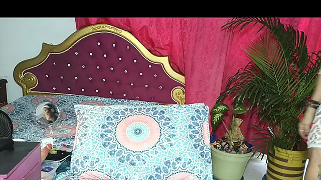 big boobsmature online show from 11/24/25, 10:10