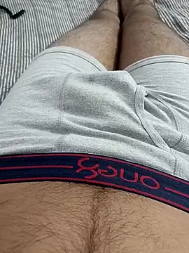 Babyucum4me online show from 11/13/25, 06:01