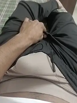 Babyucum4me online show from 04/27/26, 02:04