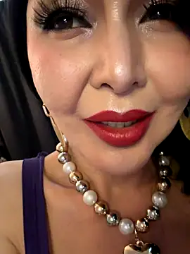 Snapshot of Cum2Thailandx chatting on 12/18/25, 10:46 Cum2Thailandx online show from 12/18/25, 10:46