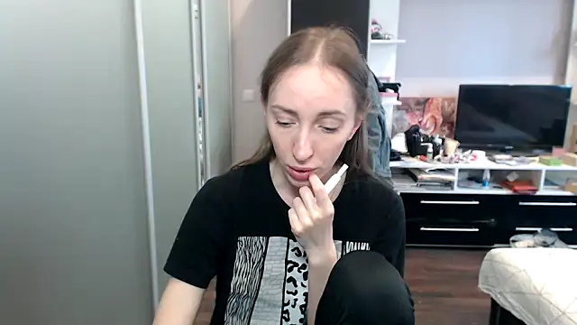 Natalimeowks online show from 06/12/26, 04:49