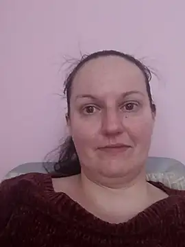 BustyLadyAlma online show from 05/03/26, 06:40
