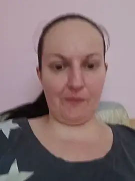 Snapshot of BustyLadyAlma chatting on 07/19/26, 06:33 BustyLadyAlma online show from 07/19/26, 06:33