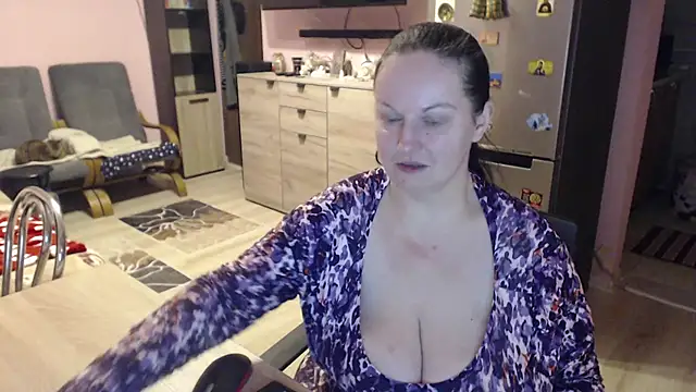 BustyLadyAlma online show from 11/20/25, 06:03