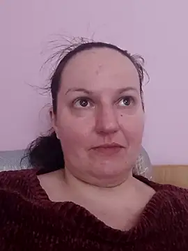 BustyLadyAlma online show from 04/26/26, 07:05