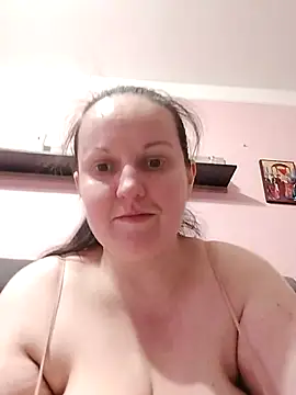 BustyLadyAlma online show from 04/28/26, 07:57
