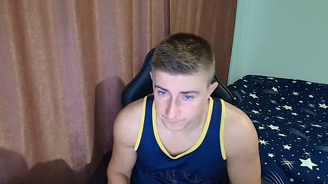 Todhorny9873 online show from 12/18/25, 06:40