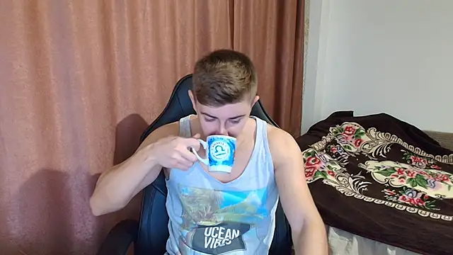 Todhorny9873 online show from 01/20/25, 06:10