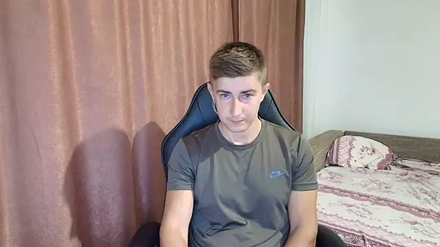 Todhorny9873 online show from 02/20/25, 05:55