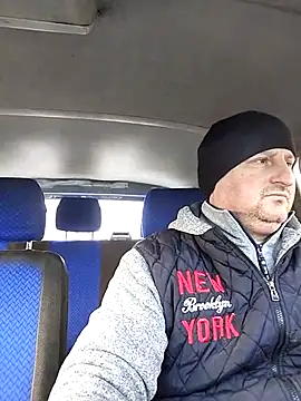 Snapshot of sarpe4 chatting on 01/16/26, 07:45 sarpe4 online show from 01/16/26, 07:45