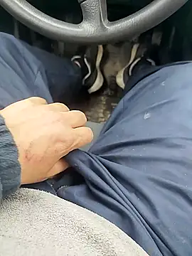 Snapshot of sarpe4 chatting on 04/03/26, 09:27 sarpe4 online show from 04/03/26, 09:27