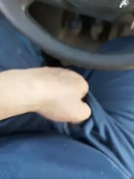 Snapshot of sarpe4 chatting on 04/08/26, 01:45 sarpe4 online show from 04/08/26, 01:45