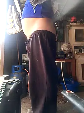 Snapshot of sarpe4 chatting on 04/14/26, 09:14 sarpe4 online show from 04/14/26, 09:14