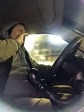 Snapshot of sarpe4 chatting on 02/06/26, 04:41 sarpe4 online show from 02/06/26, 04:41