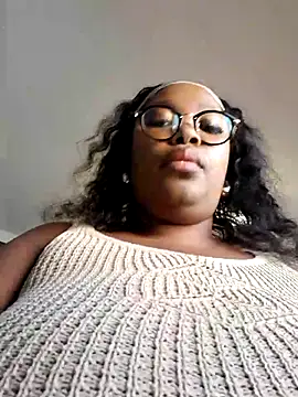 Snapshot of SWEETDOLLY29XX chatting on 10/01/25, 01:04 SWEETDOLLY29XX online show from 10/01/25, 01:04