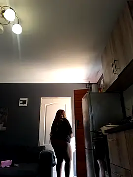 SWEETDOLLY29XX online show from 02/10/26, 12:15