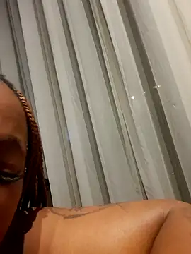 SWEETDOLLY29XX online show from 03/27/26, 08:32