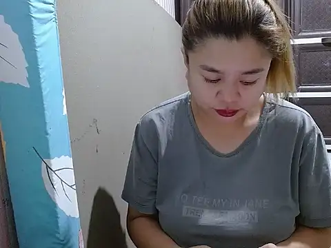 Kariebabe online show from 12/14/25, 11:21