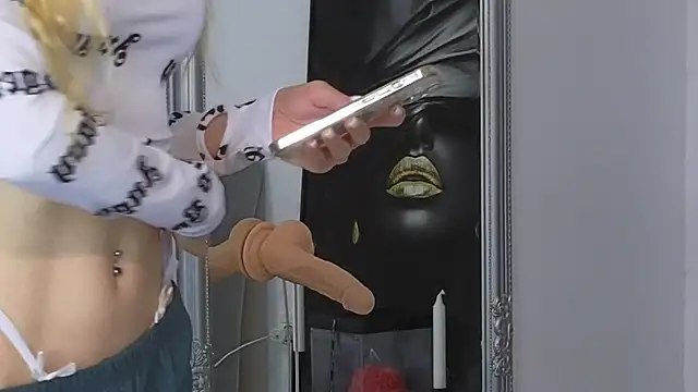 JuliaJuliette online show from 09/27/25, 01:06