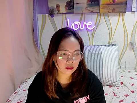 BURBERRY69 online show from 02/09/26, 12:52