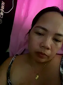 BURBERRY69 online show from 11/23/25, 06:56