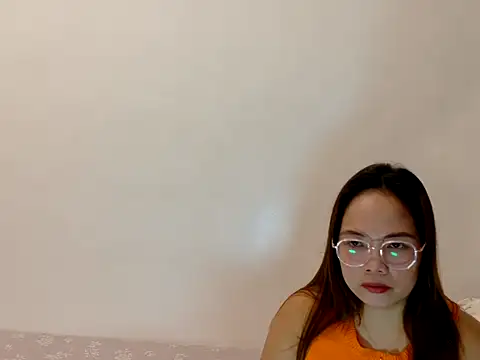 BURBERRY69 online show from 05/14/26, 11:07