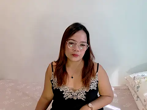 BURBERRY69 online show from 07/20/26, 01:13