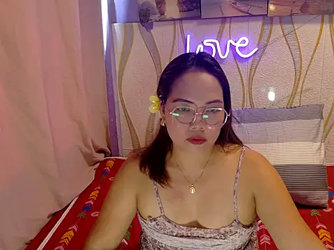 BURBERRY69 online show from 02/28/26, 08:14