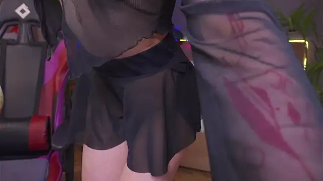 Snapshot of Devilinee chatting on 02/07/25, 10:40 Devilinee online show from 02/07/25, 10:40