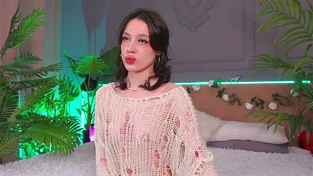 Snapshot of Devilinee chatting on 03/12/25, 07:02 Devilinee online show from 03/12/25, 07:02