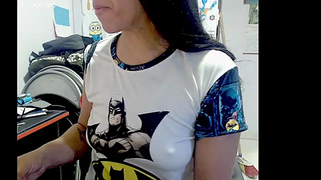 lizztaylor535 online show from 10/29/25, 03:44