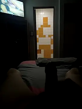 Snapshot of maudarks chatting on 12/16/25, 07:12 maudarks online show from 12/16/25, 07:12