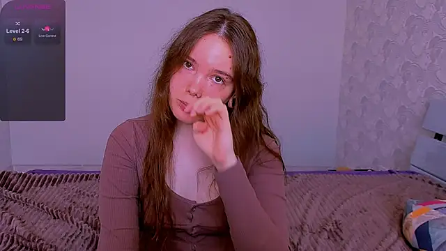 Janie JJ Curvie online show from 04/11/26, 03:25