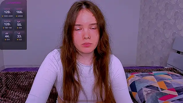 Janie JJ Curvie online show from 05/04/26, 04:38