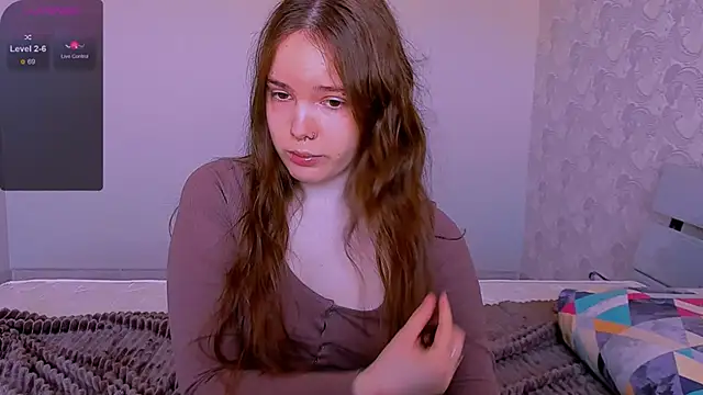 Janie JJ Curvie online show from 04/09/26, 01:40