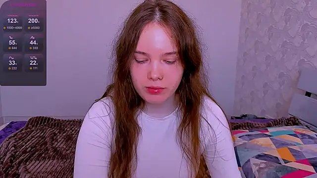 Janie JJ Curvie online show from 04/18/26, 02:47