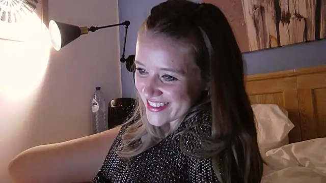 Neonstar online show from 03/21/25, 06:40